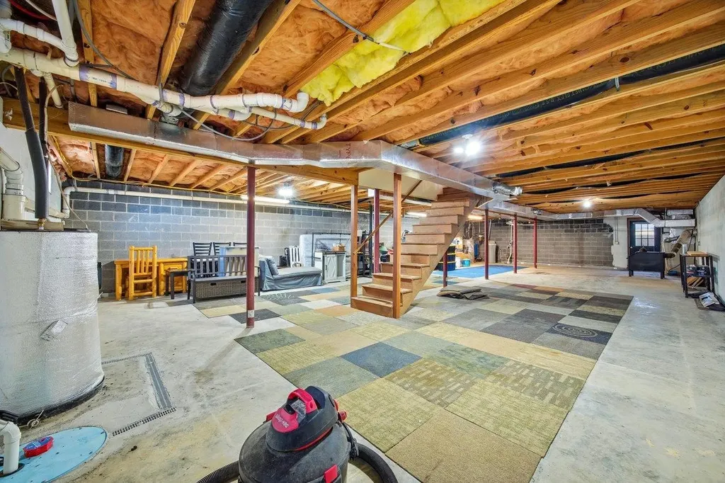 141 Lori Lane Churchville VA 24421