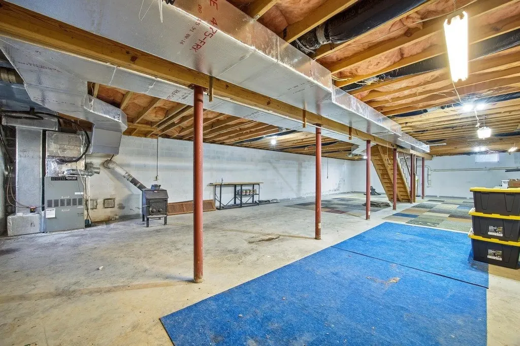 141 Lori Lane Churchville VA 24421