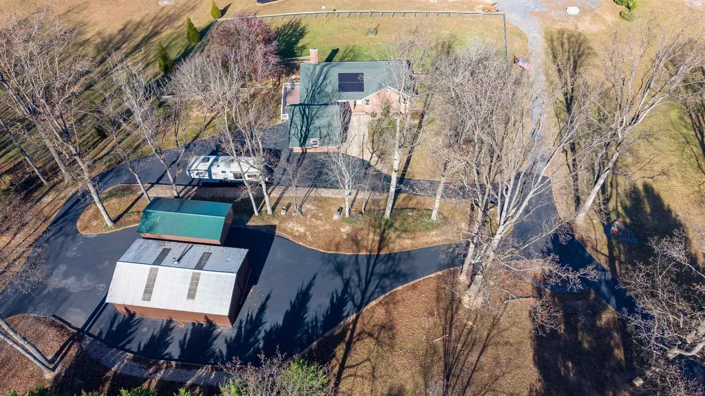 141 Lori Lane Churchville VA 24421