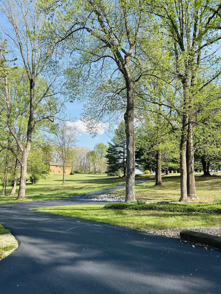 141 Lori Lane Churchville VA 24421