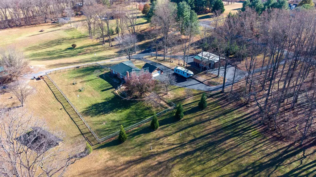 141 Lori Lane Churchville VA 24421