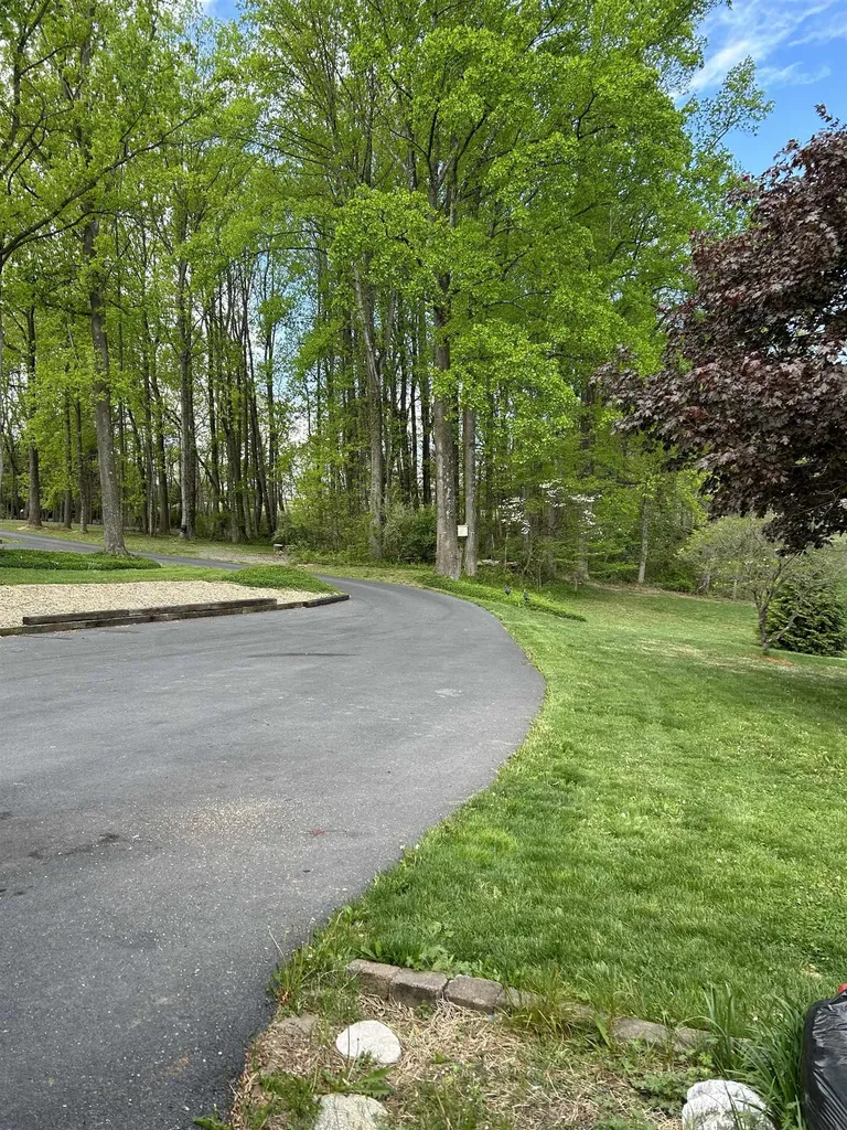 141 Lori Lane Churchville VA 24421