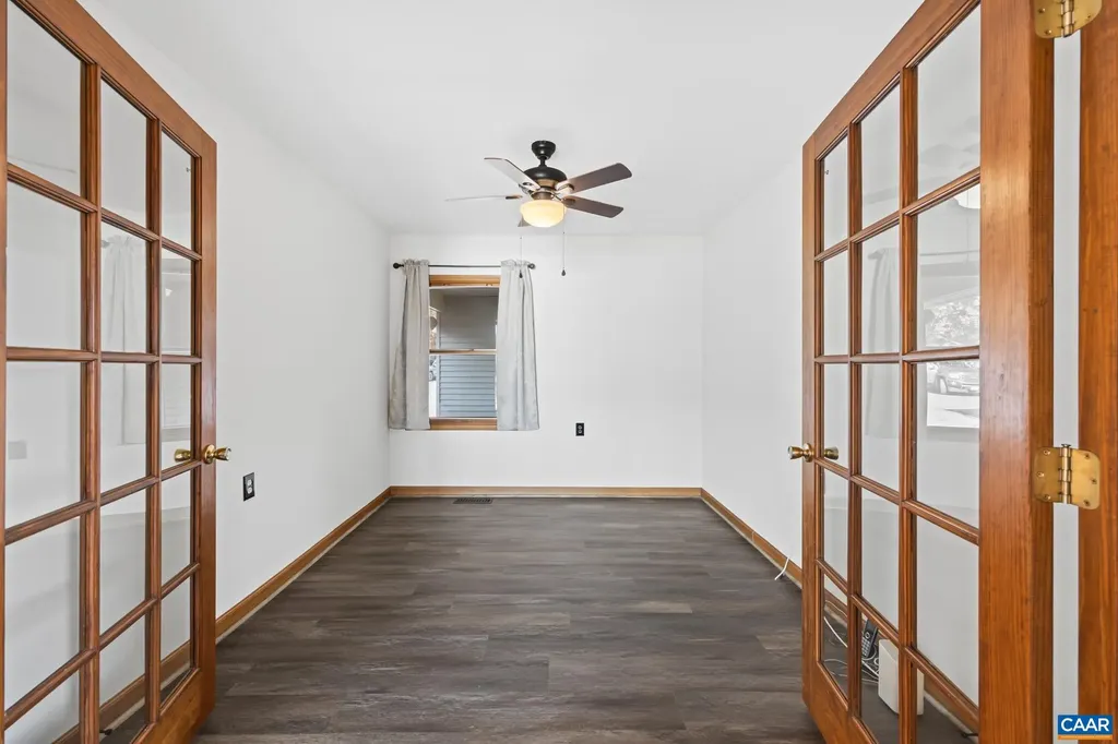 1753 North Lakeshore Drive Louisa VA 23093