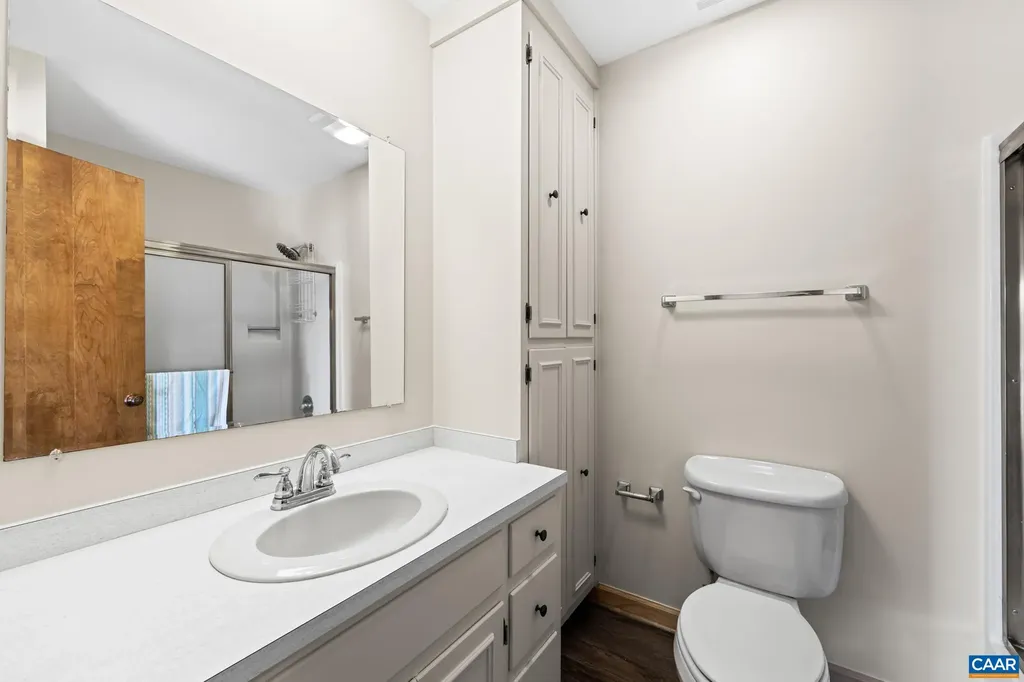 1753 North Lakeshore Drive Louisa VA 23093