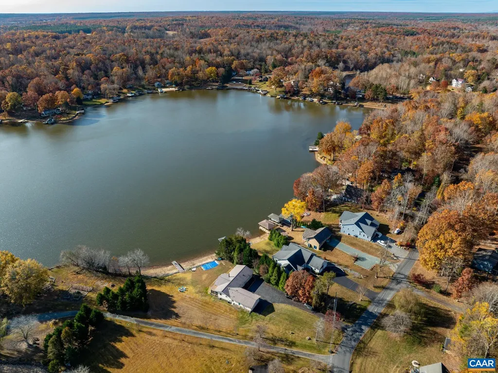 1753 North Lakeshore Drive Louisa VA 23093