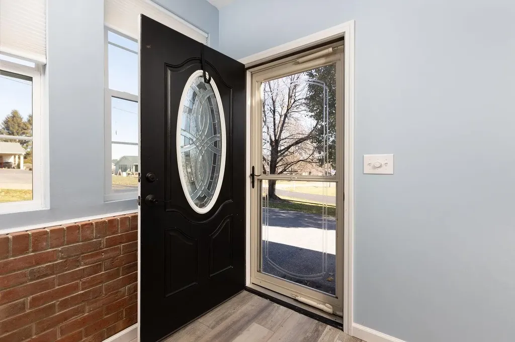 733 Hillview Drive Dayton VA 22821