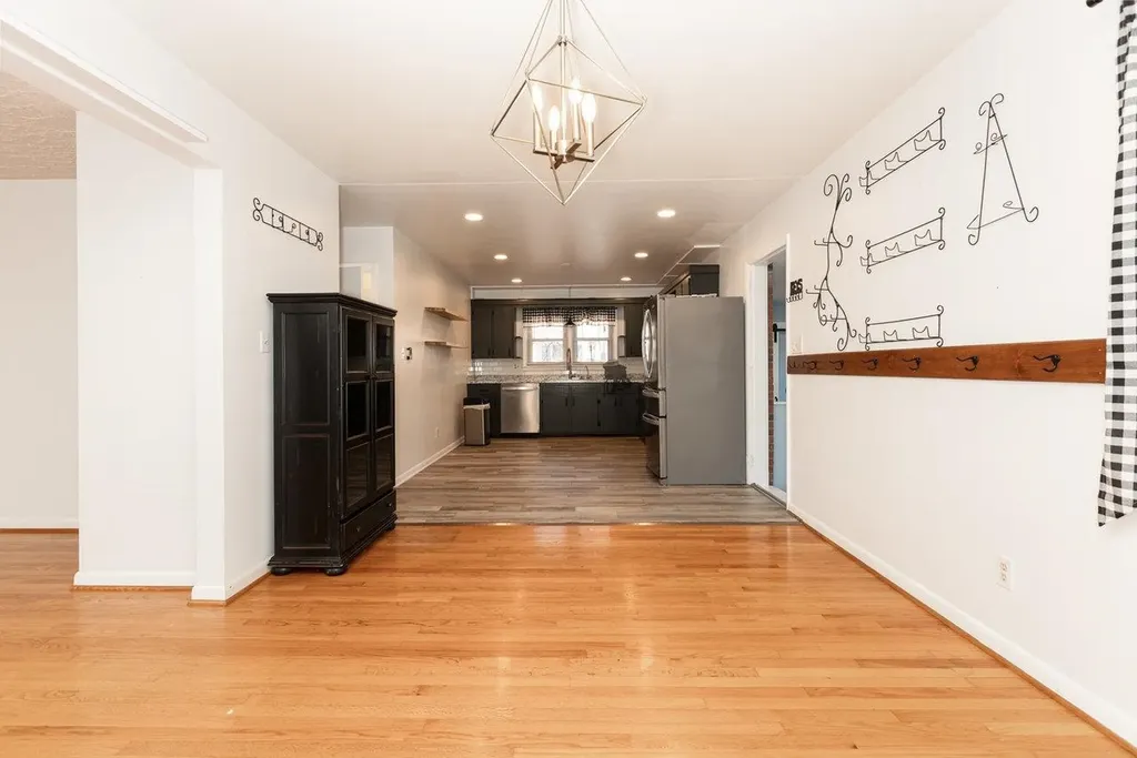 733 Hillview Drive Dayton VA 22821