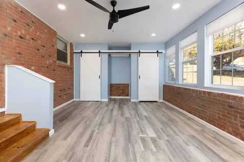 733 Hillview Drive Dayton VA 22821