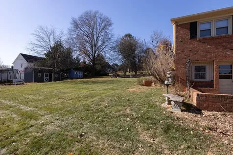 733 Hillview Drive Dayton VA 22821