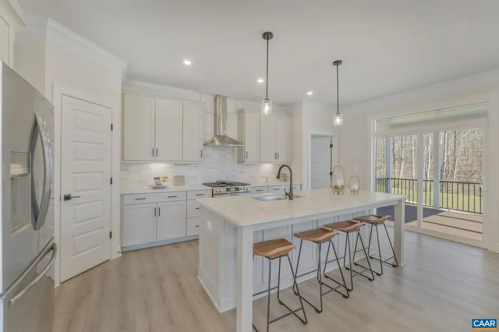 1A Sablewood Drive Charlottesville VA 22911