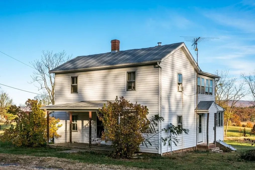 3190 Winsinger Drive Broadway VA 22815