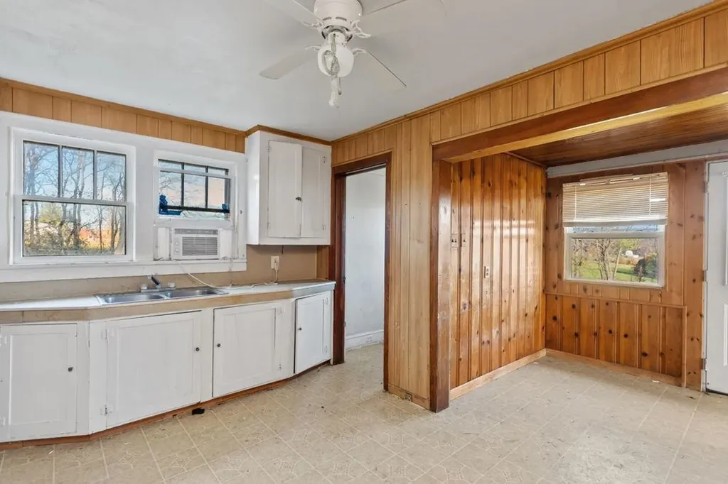 3190 Winsinger Drive Broadway VA 22815