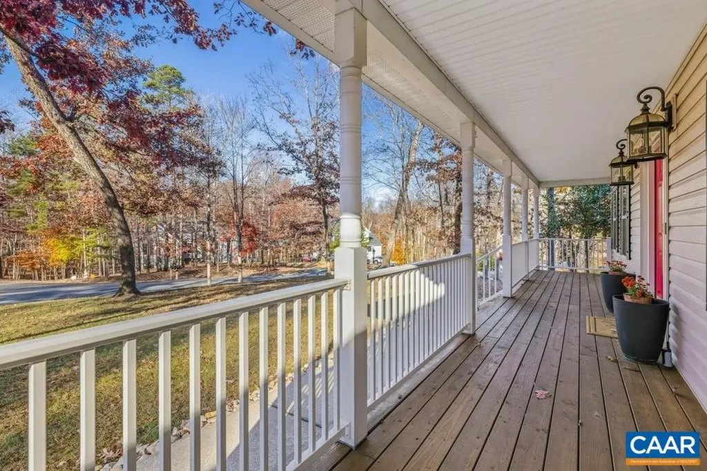 80 Ponderosa Lane Palmyra VA 22963