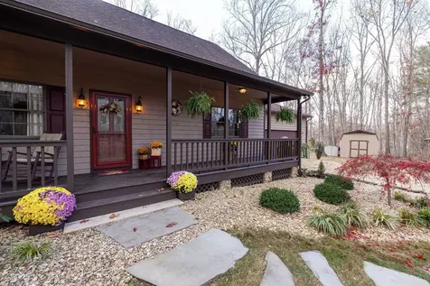 2050 Stoney Creek Road Elkton VA 22827