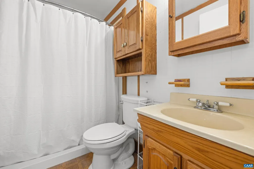 3590 Green Creek Road Schuyler VA 22969