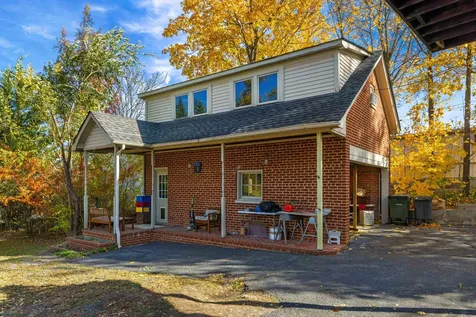 705 Richmond Avenue Staunton VA 24401