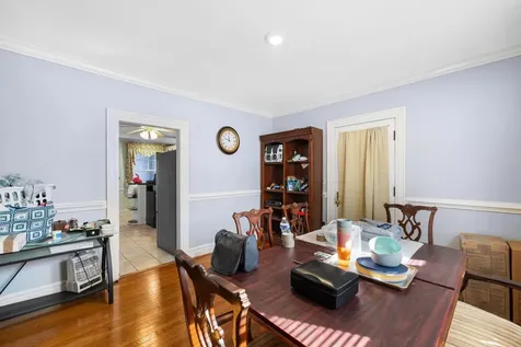 705 Richmond Avenue Staunton VA 24401