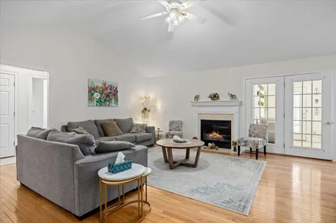 2915 Barrington Drive Rockingham VA 22801