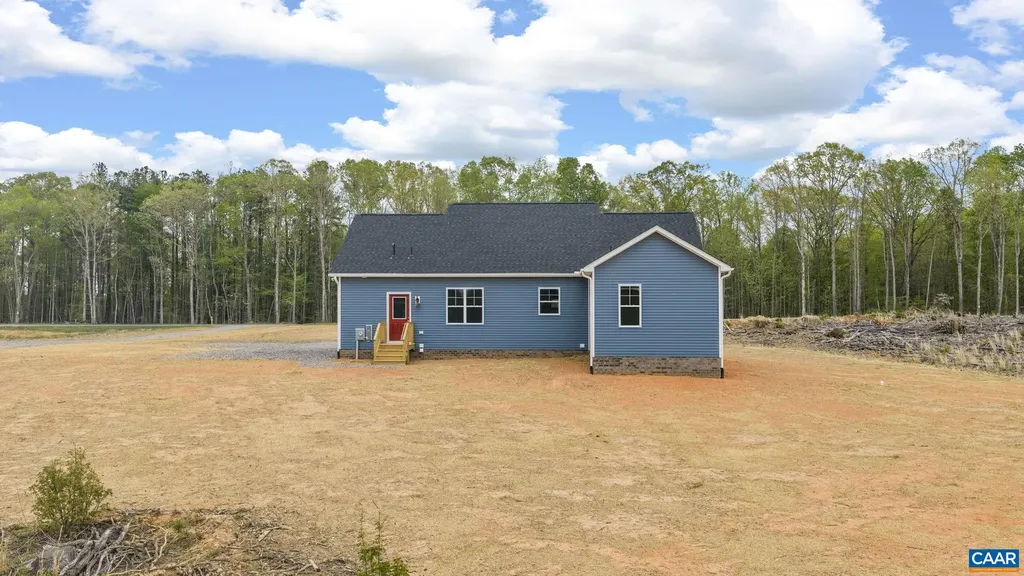 355 Happy Hollow Road Scottsville VA 24590
