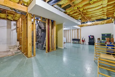 11 Independence Drive Luray VA 22835