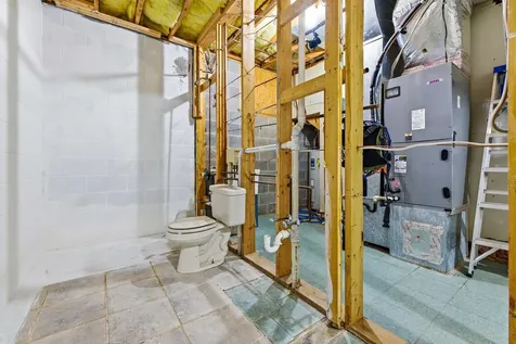 11 Independence Drive Luray VA 22835