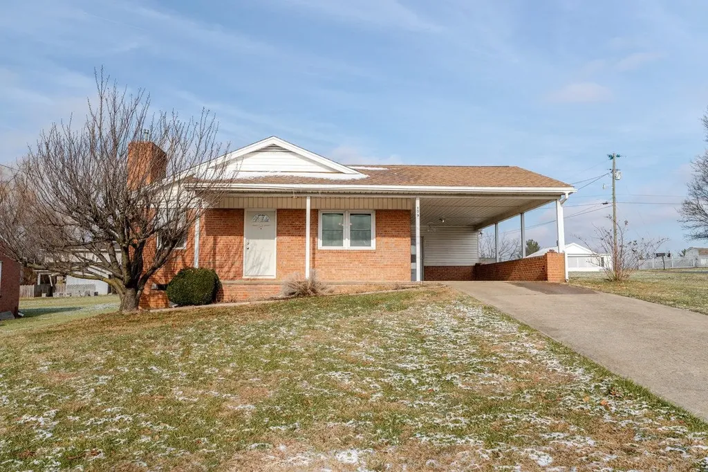 179 3rd Street Broadway VA 22815