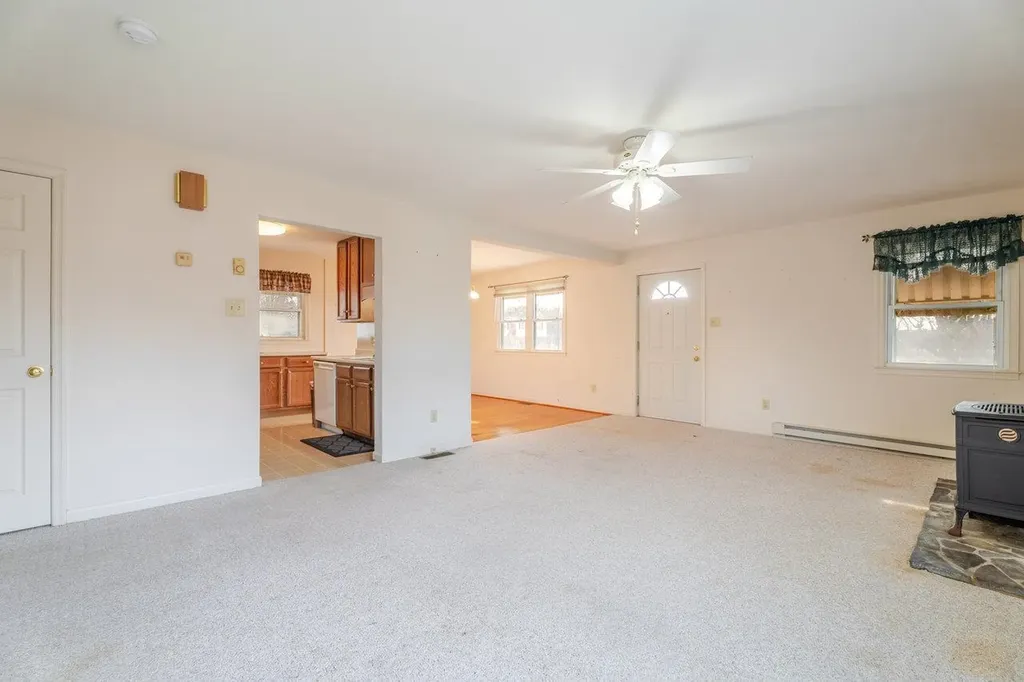 179 3rd Street Broadway VA 22815