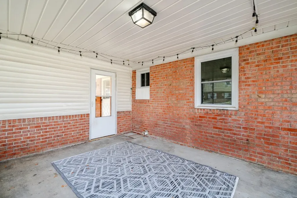 179 3rd Street Broadway VA 22815