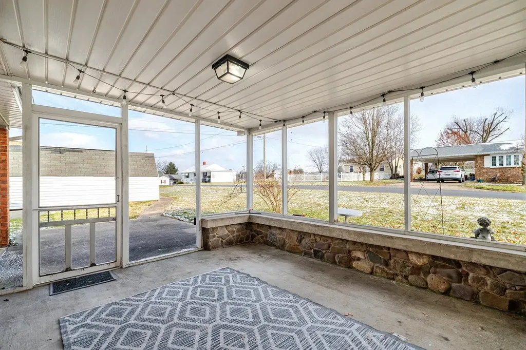 179 3rd Street Broadway VA 22815