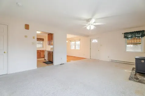 179 3rd Street Broadway VA 22815