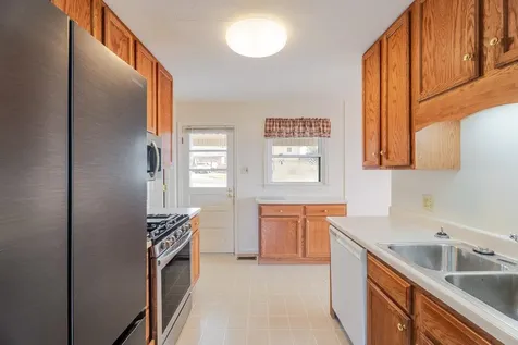 179 3rd Street Broadway VA 22815