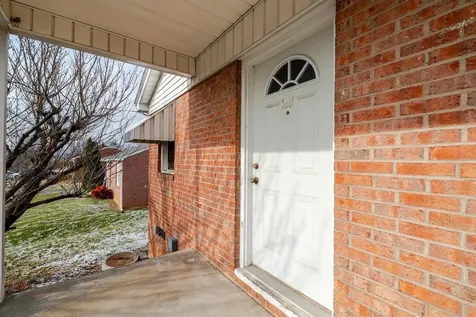 179 3rd Street Broadway VA 22815