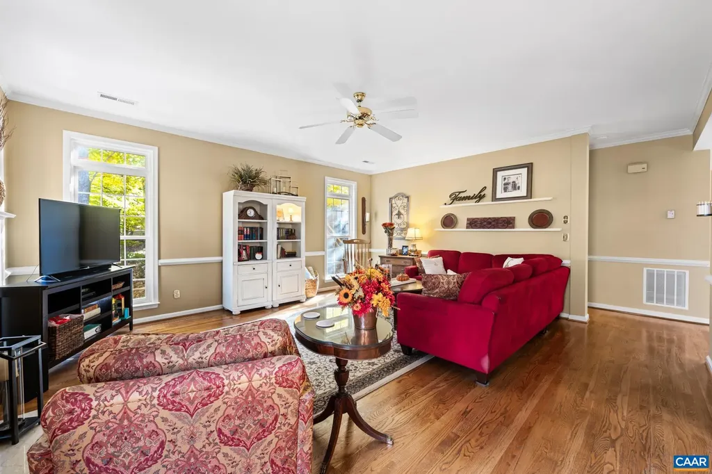 2876 Stratford Glen Way Charlottesville VA 22911