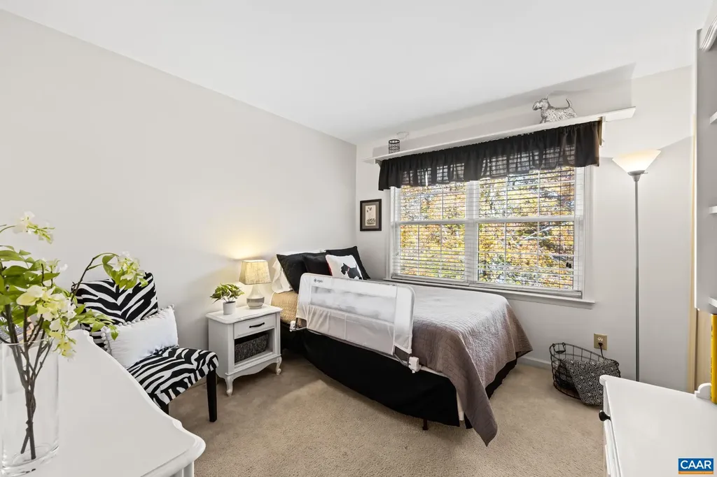 2876 Stratford Glen Way Charlottesville VA 22911