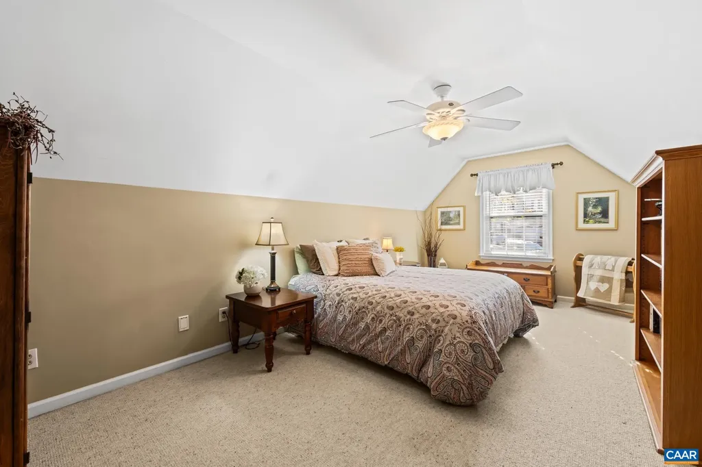 2876 Stratford Glen Way Charlottesville VA 22911