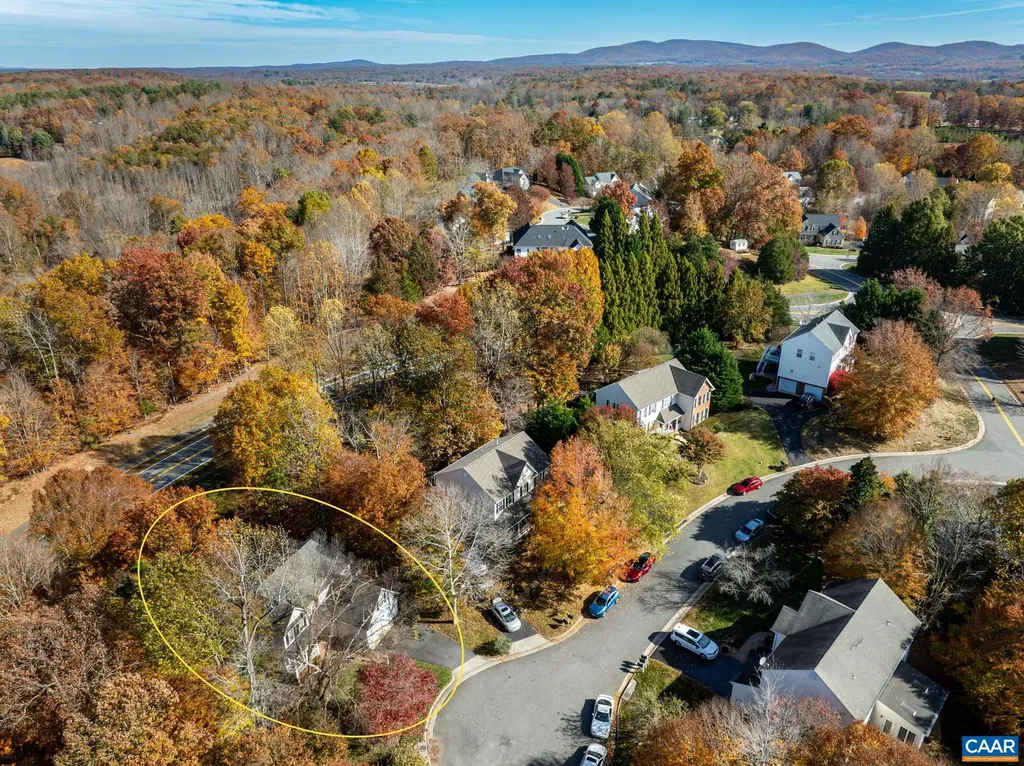 2876 Stratford Glen Way Charlottesville VA 22911