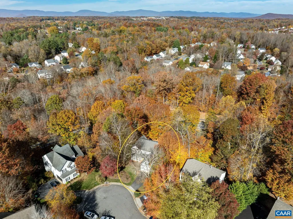 2876 Stratford Glen Way Charlottesville VA 22911