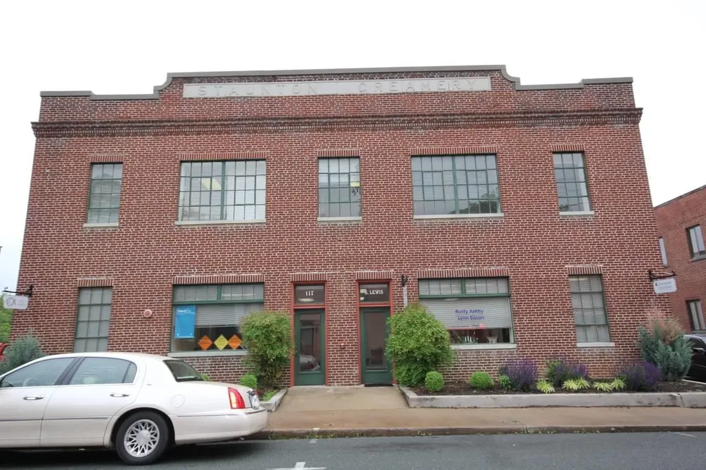 117 Lewis Street S Staunton VA 24401