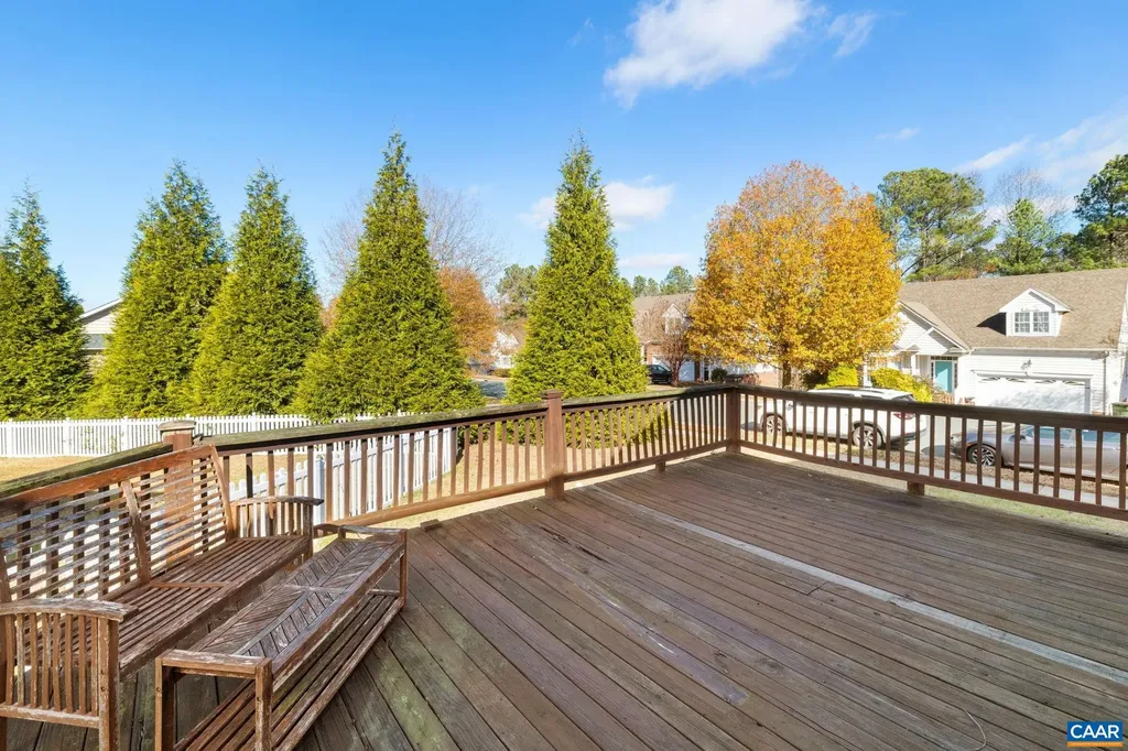 22 Villa Avenue Zion Crossroads VA 22942