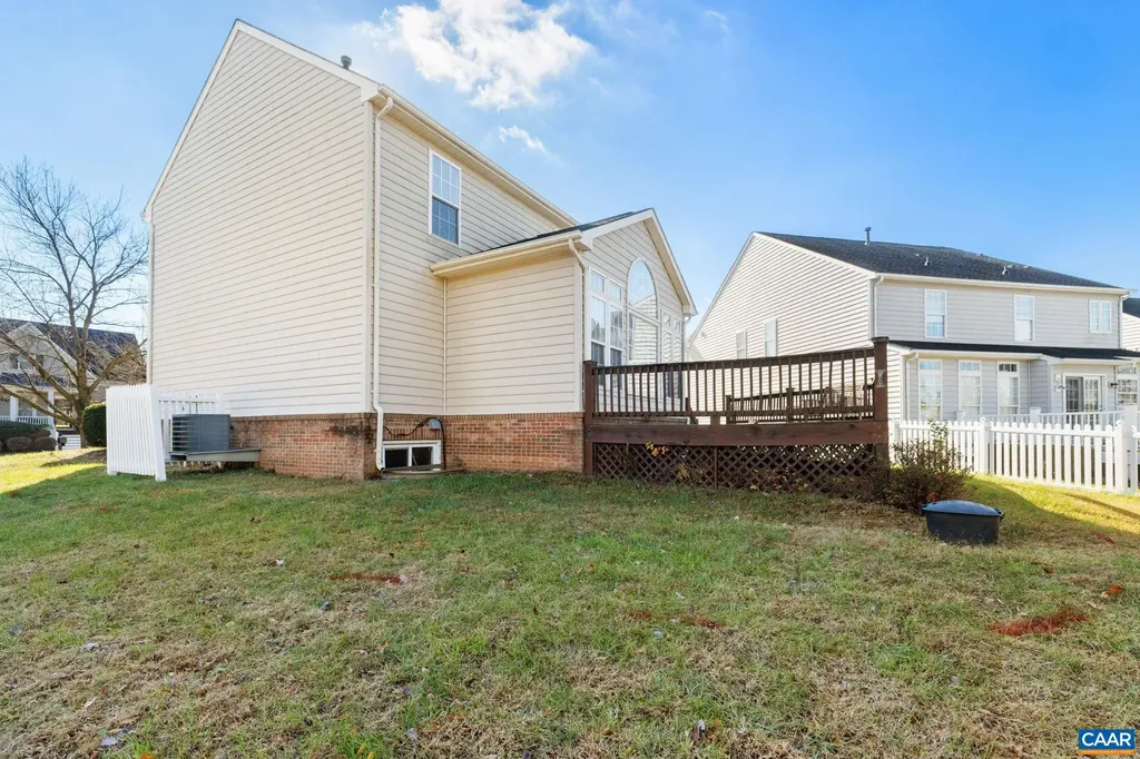 22 Villa Avenue Zion Crossroads VA 22942