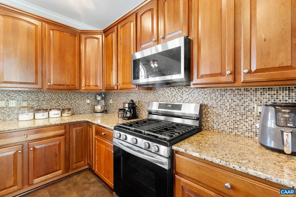 22 Villa Avenue Zion Crossroads VA 22942