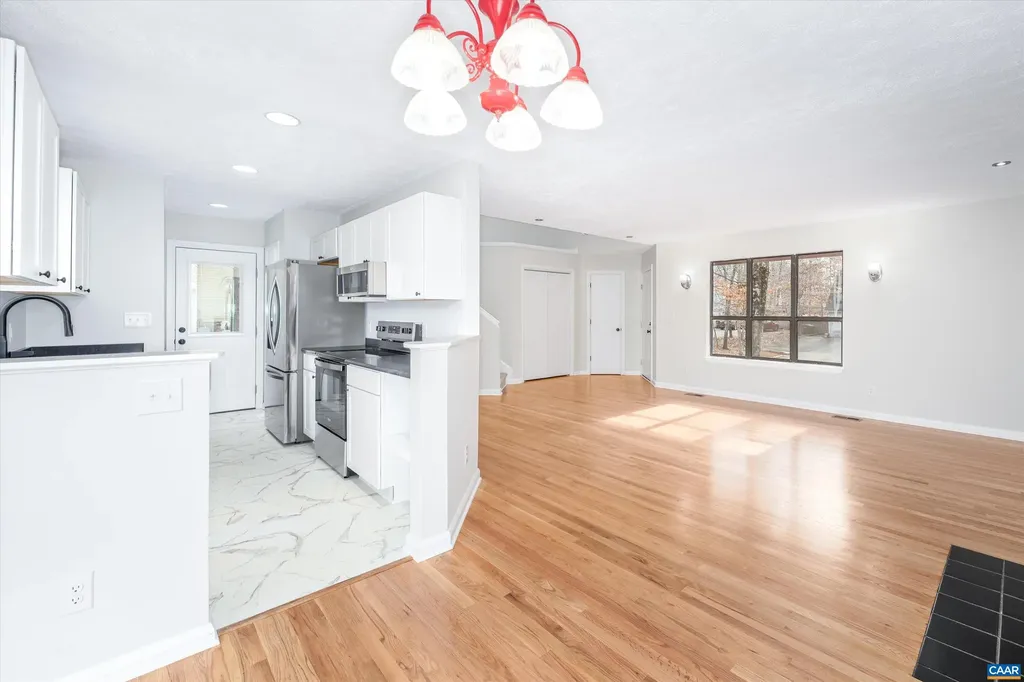 23 Stonewall Road Palmyra VA 22963