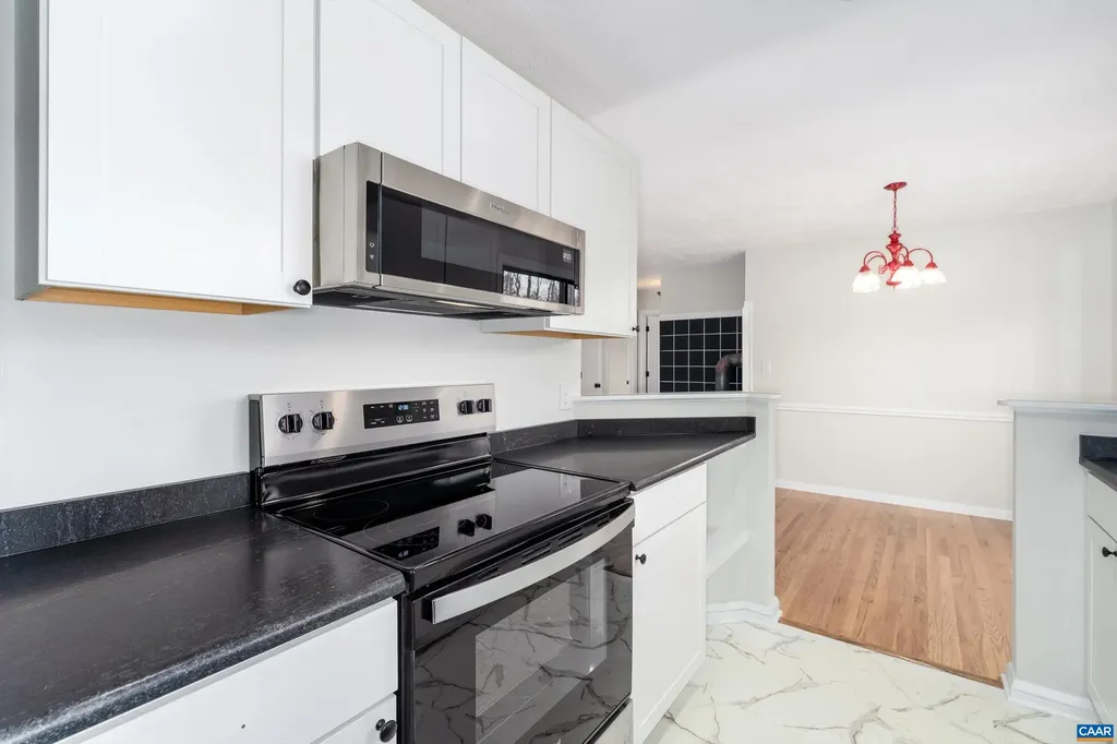 23 Stonewall Road Palmyra VA 22963