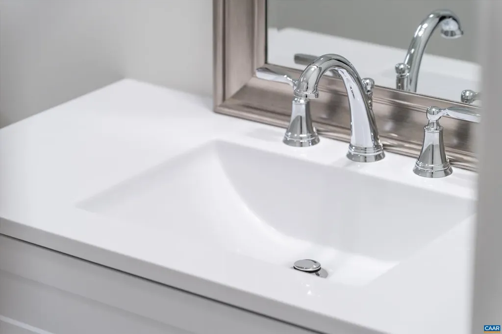 23 Stonewall Road Palmyra VA 22963