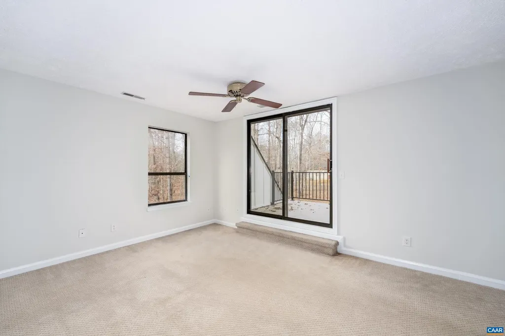 23 Stonewall Road Palmyra VA 22963