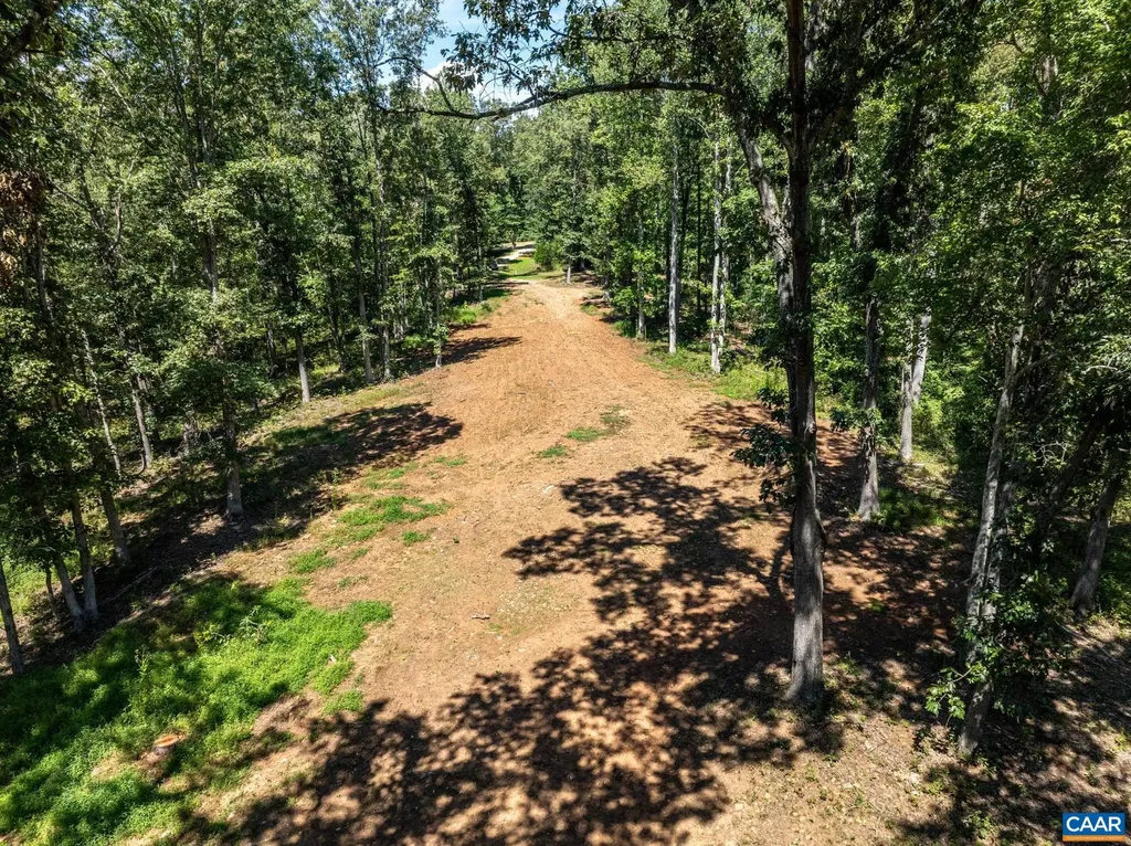 12 Langdon Woods Drive Dyke VA 22935