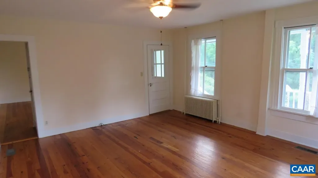 740 Canal Street Scottsville VA 24590