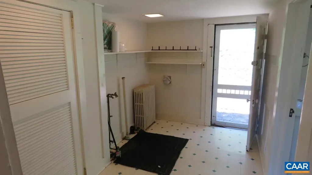 740 Canal Street Scottsville VA 24590