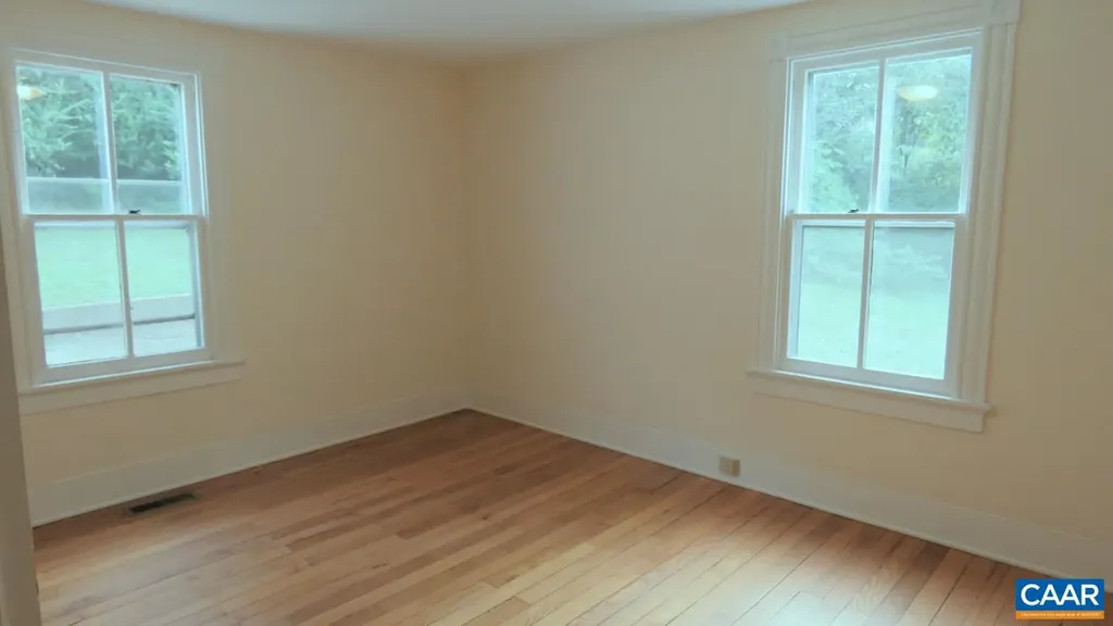 740 Canal Street Scottsville VA 24590