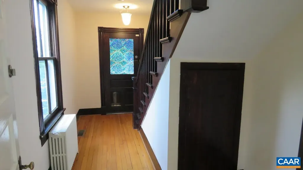 740 Canal Street Scottsville VA 24590